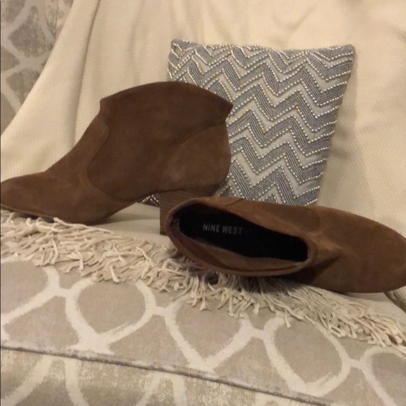 Nine West Brown Suede booties - Picture 3 of 3